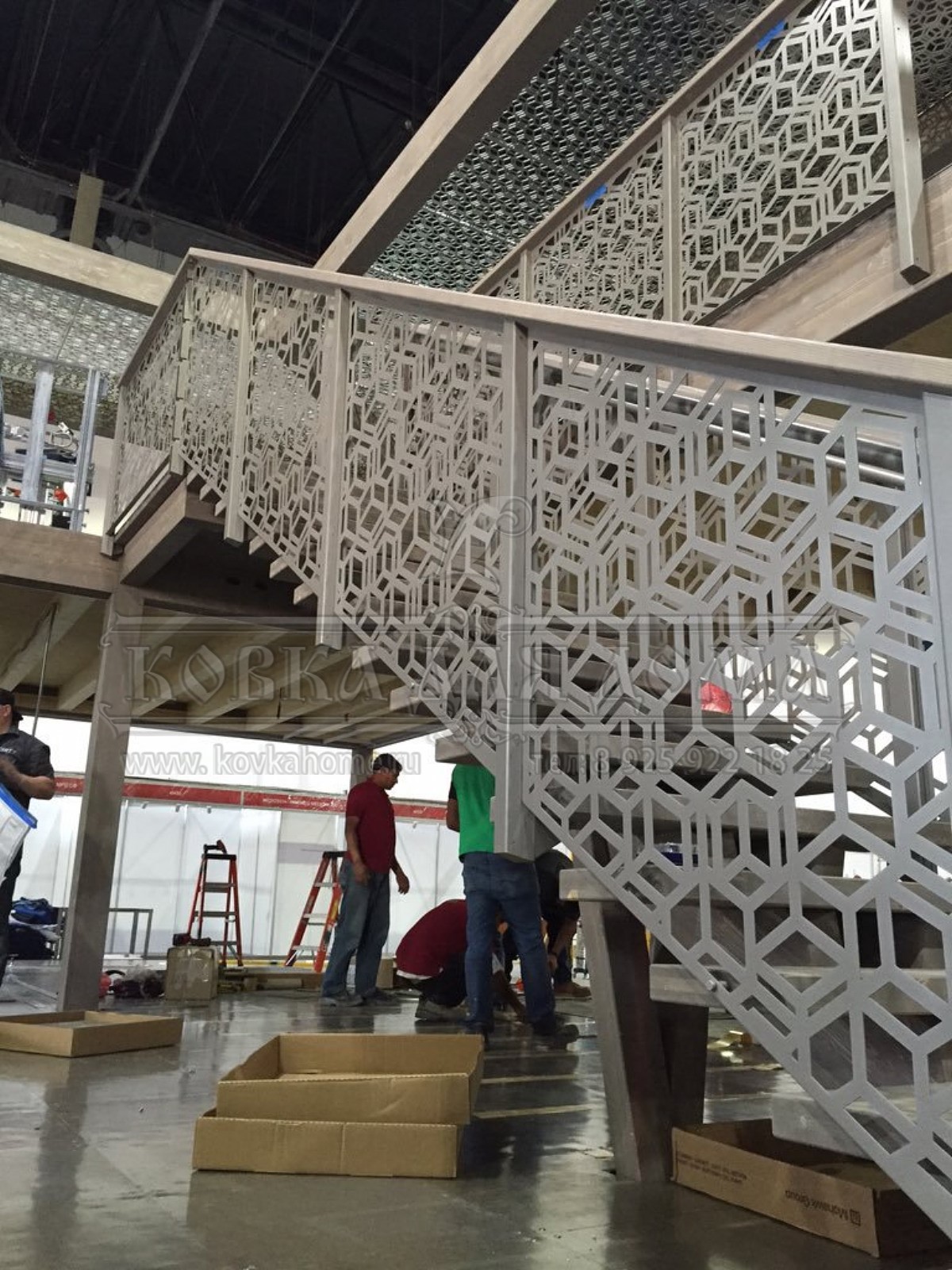 Перила для лестниц лазерная резка заказать в Москве